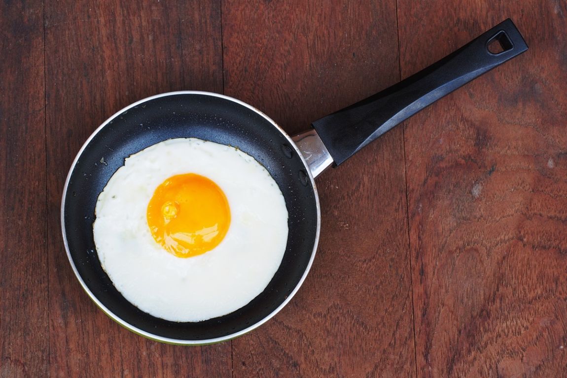 Come cucinare le uova: ricette per ogni umore dalla frittata al tegamino